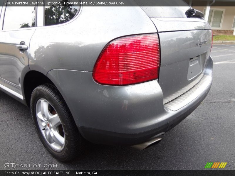 Titanium Metallic / Stone/Steel Grey 2004 Porsche Cayenne Tiptronic