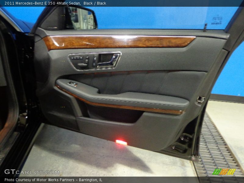 Black / Black 2011 Mercedes-Benz E 350 4Matic Sedan