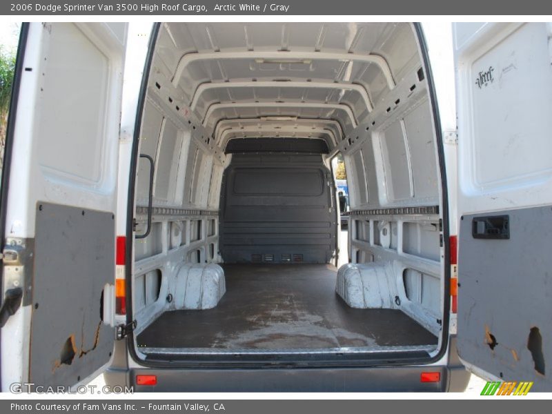  2006 Sprinter Van 3500 High Roof Cargo Trunk