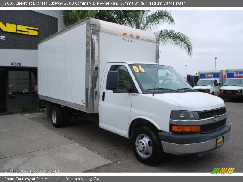 Summit White / Medium Dark Pewter 2006 Chevrolet Express Cutaway 3500 Commercial Moving Van