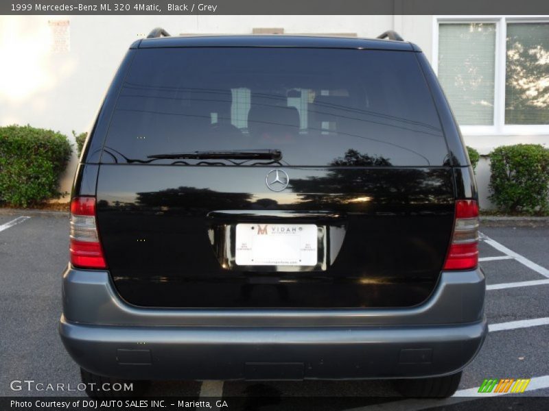 Black / Grey 1999 Mercedes-Benz ML 320 4Matic