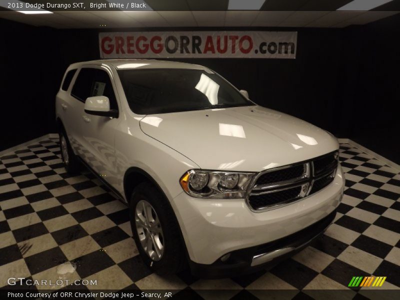 Bright White / Black 2013 Dodge Durango SXT