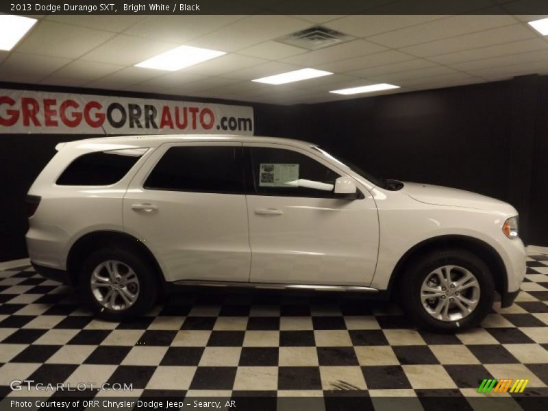 Bright White / Black 2013 Dodge Durango SXT