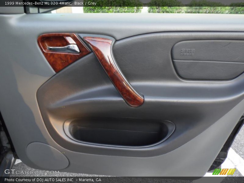 Black / Grey 1999 Mercedes-Benz ML 320 4Matic