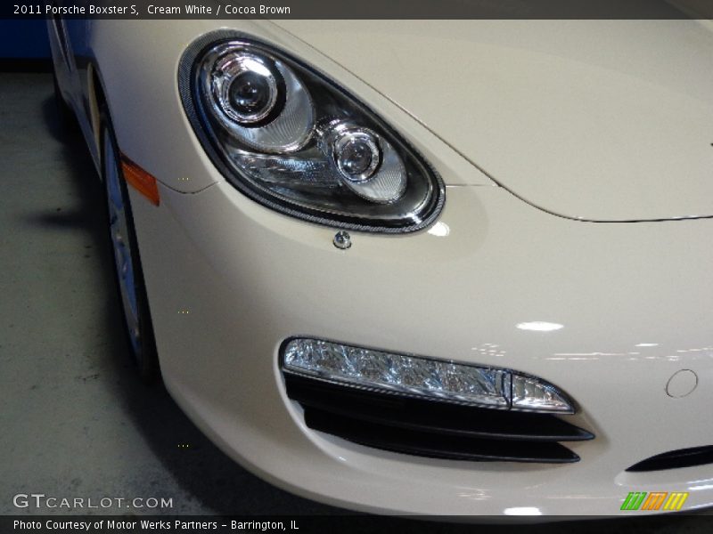 Cream White / Cocoa Brown 2011 Porsche Boxster S