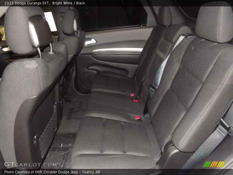 Bright White / Black 2013 Dodge Durango SXT