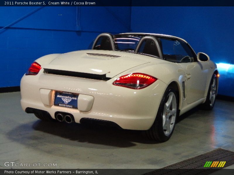 Cream White / Cocoa Brown 2011 Porsche Boxster S