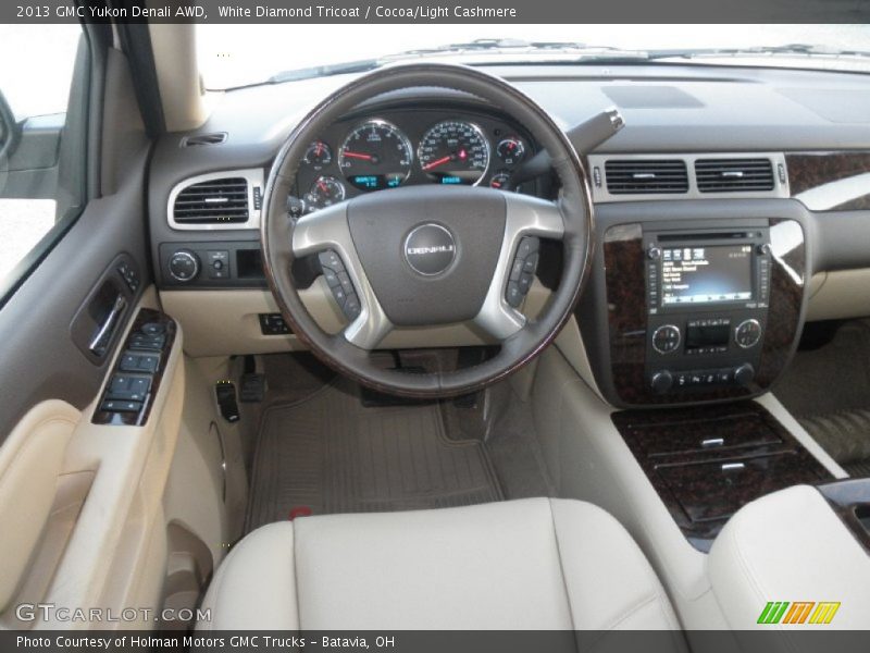 White Diamond Tricoat / Cocoa/Light Cashmere 2013 GMC Yukon Denali AWD