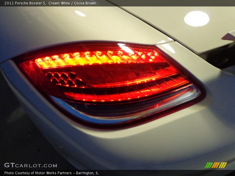 Cream White / Cocoa Brown 2011 Porsche Boxster S