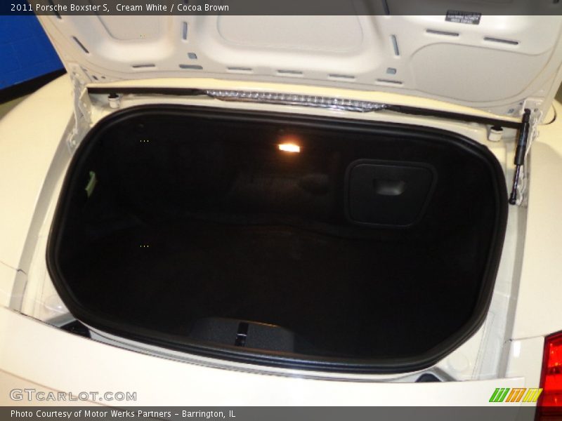 Cream White / Cocoa Brown 2011 Porsche Boxster S