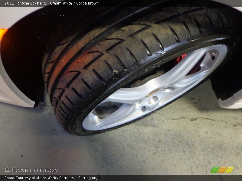 Cream White / Cocoa Brown 2011 Porsche Boxster S