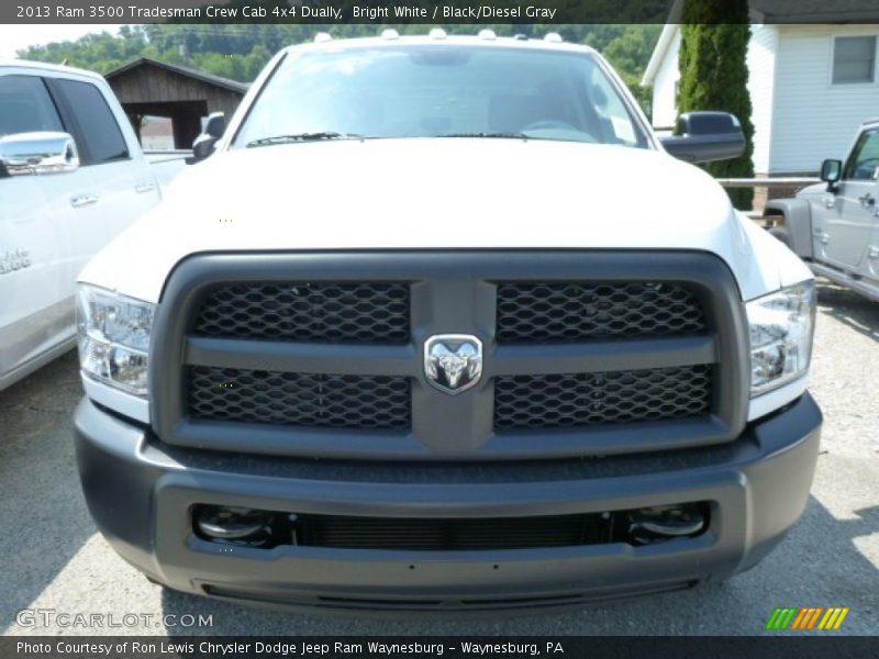 Bright White / Black/Diesel Gray 2013 Ram 3500 Tradesman Crew Cab 4x4 Dually