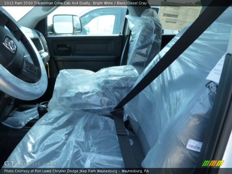 Bright White / Black/Diesel Gray 2013 Ram 3500 Tradesman Crew Cab 4x4 Dually