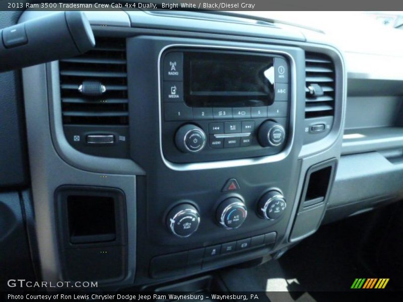 Bright White / Black/Diesel Gray 2013 Ram 3500 Tradesman Crew Cab 4x4 Dually