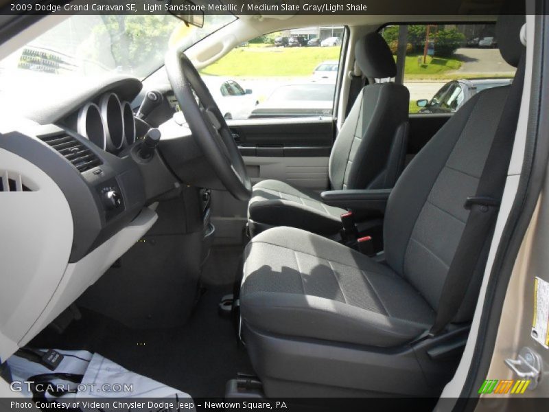Light Sandstone Metallic / Medium Slate Gray/Light Shale 2009 Dodge Grand Caravan SE