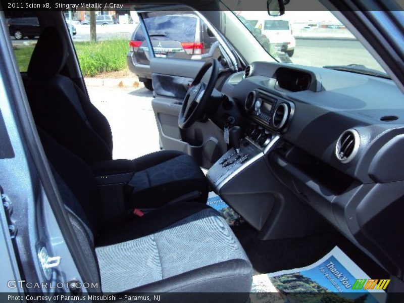 Stingray Metallic / Gray 2011 Scion xB