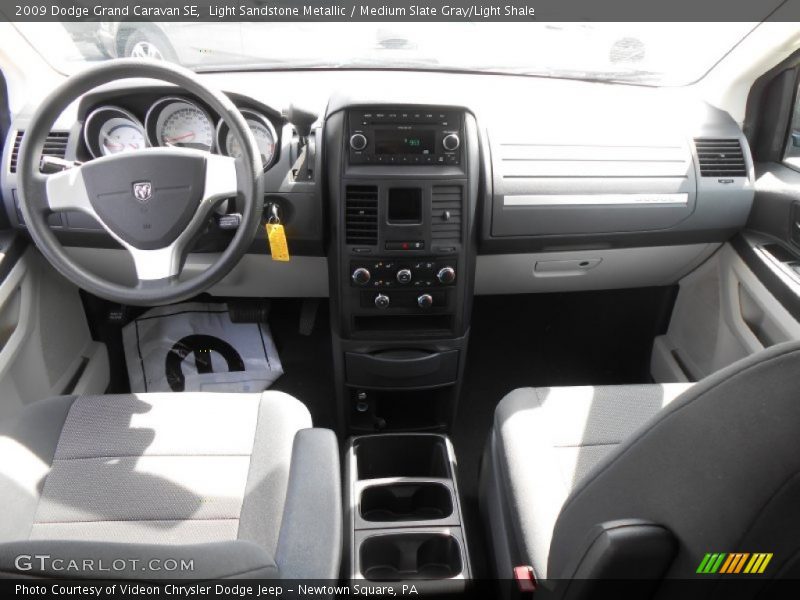 Light Sandstone Metallic / Medium Slate Gray/Light Shale 2009 Dodge Grand Caravan SE