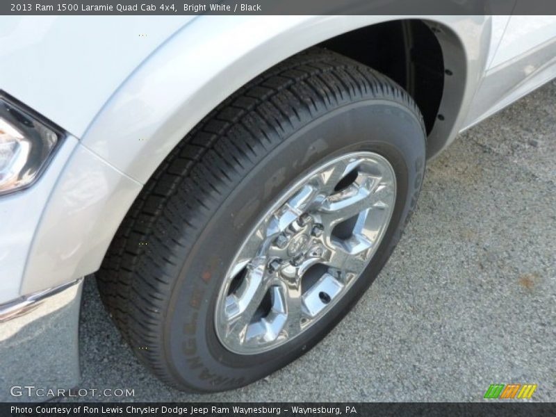 Bright White / Black 2013 Ram 1500 Laramie Quad Cab 4x4