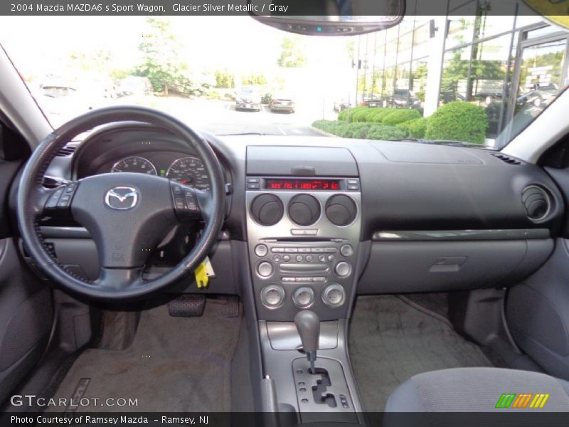 Dashboard of 2004 MAZDA6 s Sport Wagon