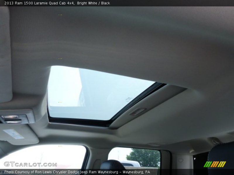 Bright White / Black 2013 Ram 1500 Laramie Quad Cab 4x4