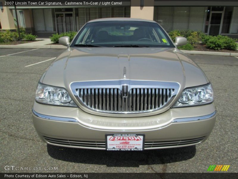 Cashmere Tri-Coat / Light Camel 2007 Lincoln Town Car Signature