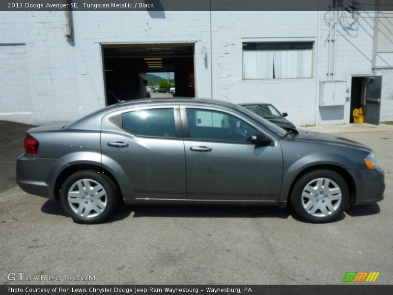 Tungsten Metallic / Black 2013 Dodge Avenger SE