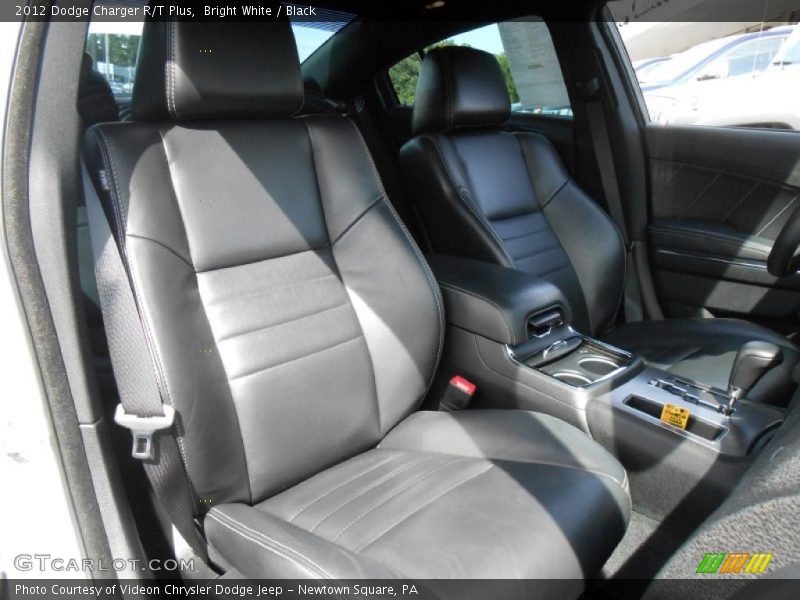 Bright White / Black 2012 Dodge Charger R/T Plus