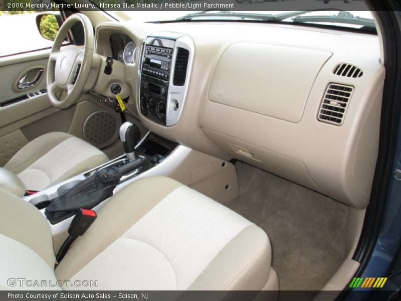 Norsea Blue Metallic / Pebble/Light Parchment 2006 Mercury Mariner Luxury