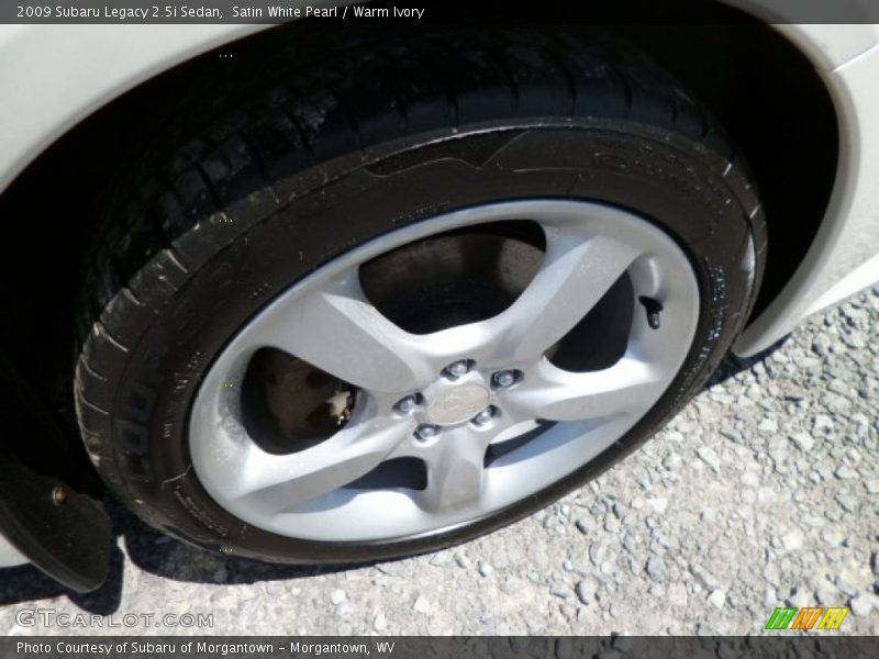 Satin White Pearl / Warm Ivory 2009 Subaru Legacy 2.5i Sedan