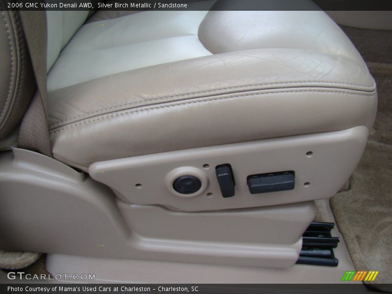 Silver Birch Metallic / Sandstone 2006 GMC Yukon Denali AWD