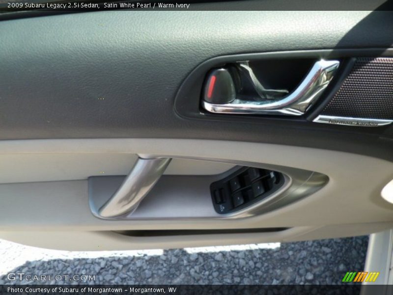 Satin White Pearl / Warm Ivory 2009 Subaru Legacy 2.5i Sedan
