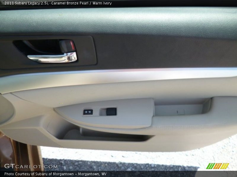 Caramel Bronze Pearl / Warm Ivory 2011 Subaru Legacy 2.5i