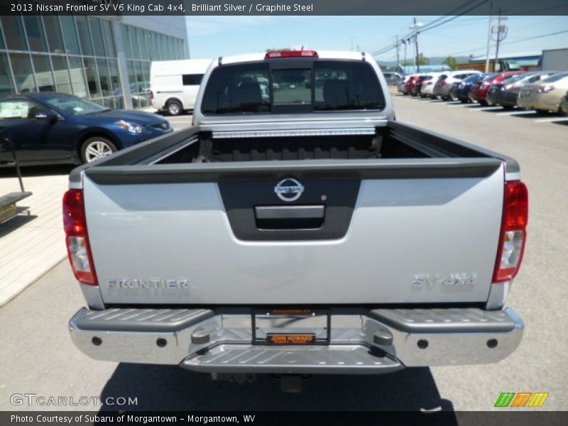 Brilliant Silver / Graphite Steel 2013 Nissan Frontier SV V6 King Cab 4x4