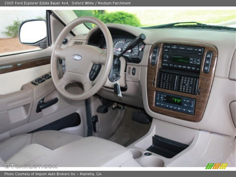 Oxford White / Medium Parchment 2005 Ford Explorer Eddie Bauer 4x4