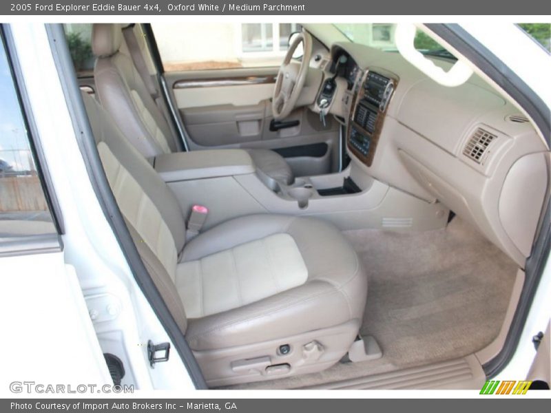 Oxford White / Medium Parchment 2005 Ford Explorer Eddie Bauer 4x4