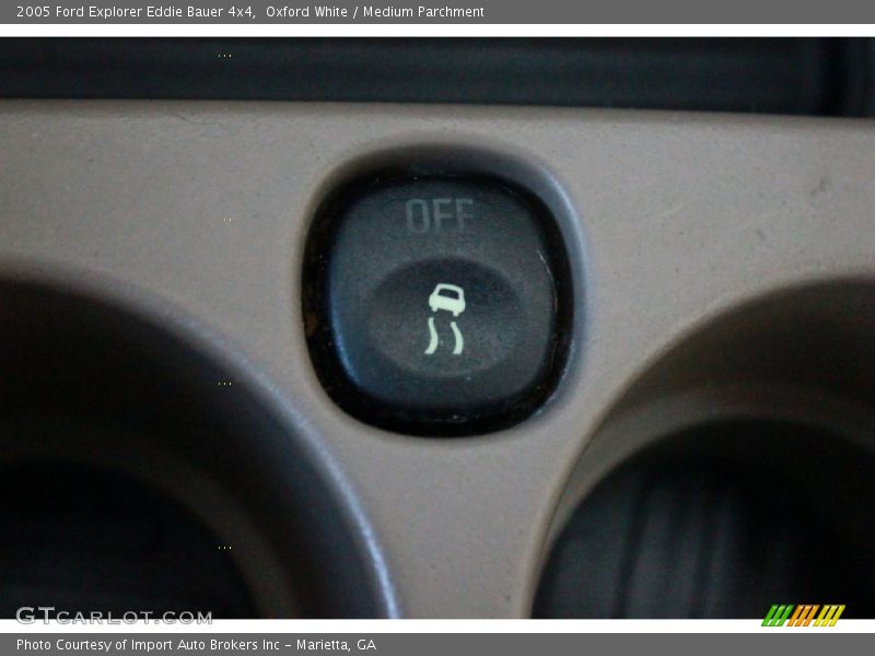 Oxford White / Medium Parchment 2005 Ford Explorer Eddie Bauer 4x4