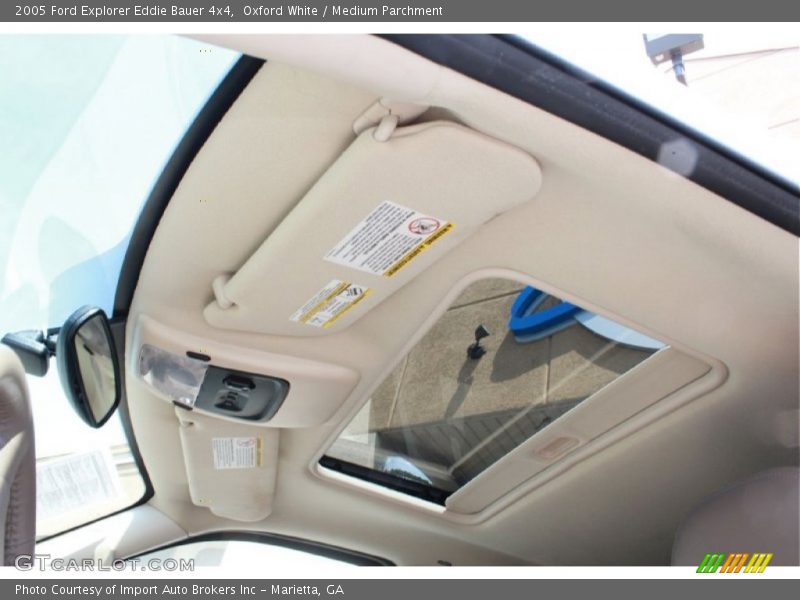 Oxford White / Medium Parchment 2005 Ford Explorer Eddie Bauer 4x4