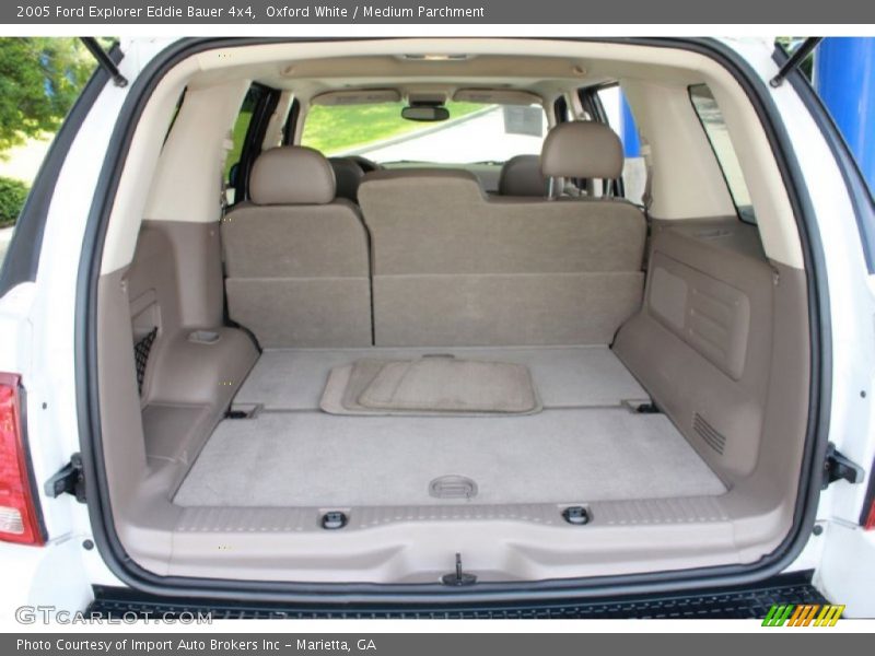 Oxford White / Medium Parchment 2005 Ford Explorer Eddie Bauer 4x4