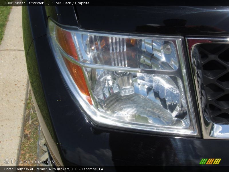 Super Black / Graphite 2006 Nissan Pathfinder LE
