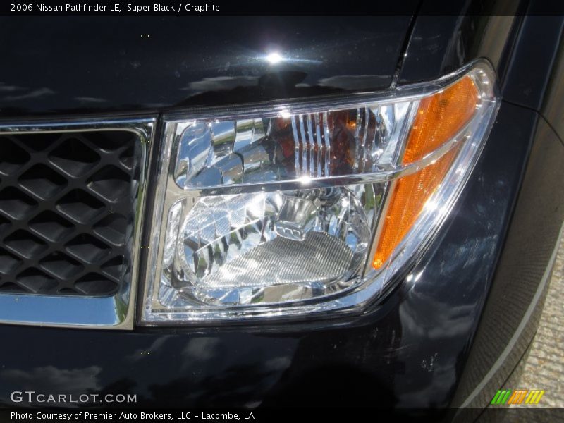 Super Black / Graphite 2006 Nissan Pathfinder LE