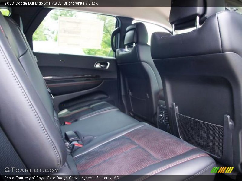 Bright White / Black 2013 Dodge Durango SXT AWD