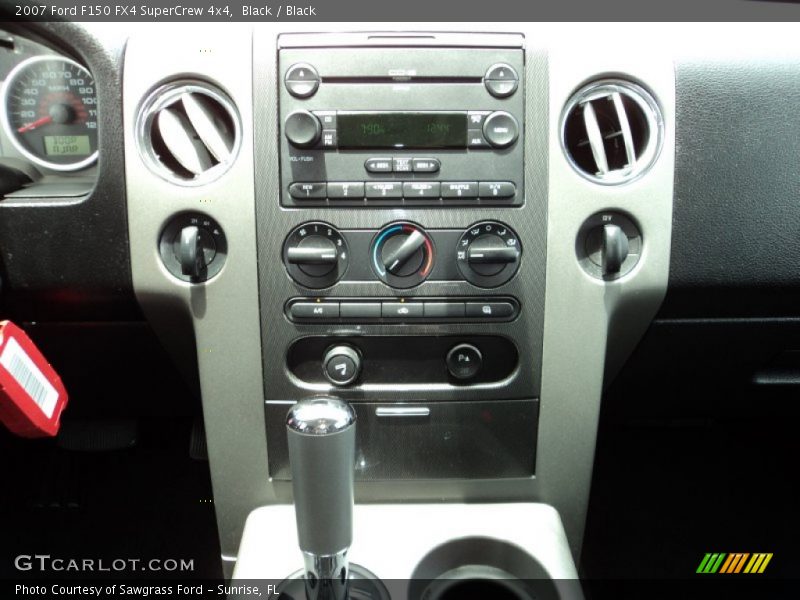 Black / Black 2007 Ford F150 FX4 SuperCrew 4x4