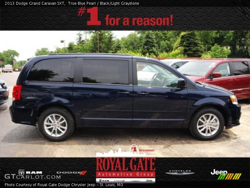 True Blue Pearl / Black/Light Graystone 2013 Dodge Grand Caravan SXT