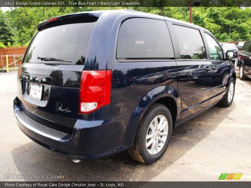 True Blue Pearl / Black/Light Graystone 2013 Dodge Grand Caravan SXT