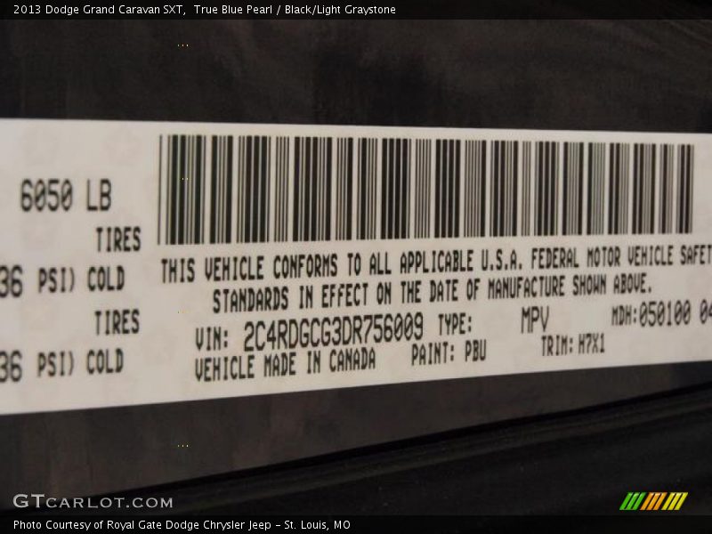 True Blue Pearl / Black/Light Graystone 2013 Dodge Grand Caravan SXT