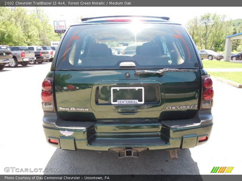 Forest Green Metallic / Medium Oak 2002 Chevrolet TrailBlazer LS 4x4