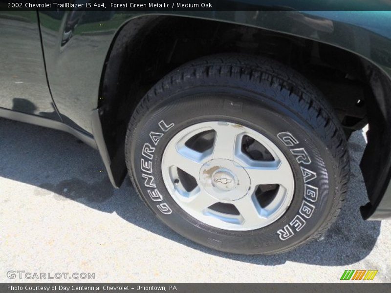 Forest Green Metallic / Medium Oak 2002 Chevrolet TrailBlazer LS 4x4