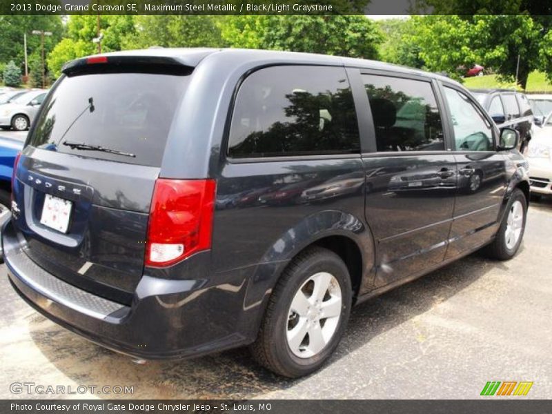 Maximum Steel Metallic / Black/Light Graystone 2013 Dodge Grand Caravan SE