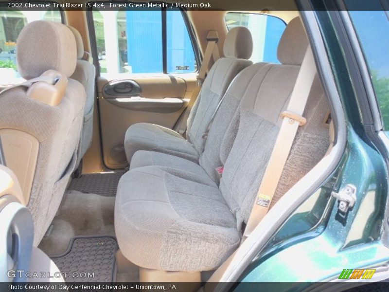 Forest Green Metallic / Medium Oak 2002 Chevrolet TrailBlazer LS 4x4