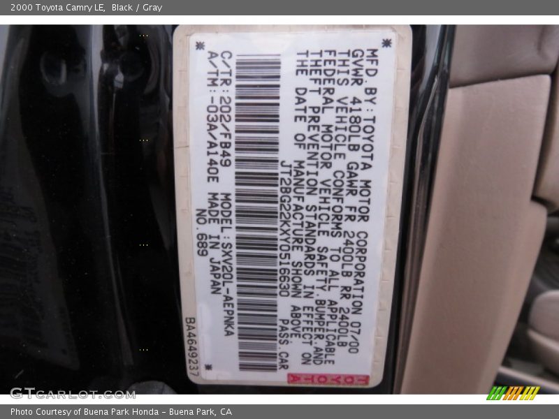 Black / Gray 2000 Toyota Camry LE